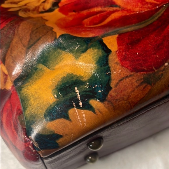 Patricia Nash- Floral Red Leather Tote Bag - Picture 15 of 15